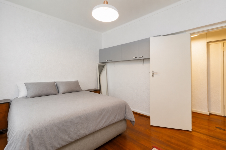 1 Bedroom Property for Sale in Oranjezicht Western Cape